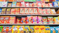 Kellogg removing artificial colors from Froot Loops, Apple Jacks a year ahead of schedule
