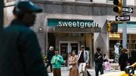 Popular salad chain rolls out plan that could push top managers’ pay past $200K